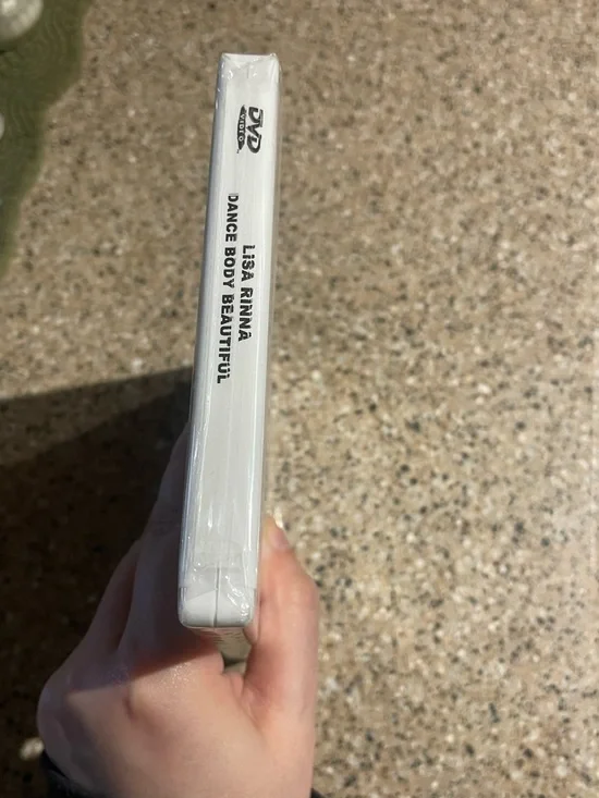 Lisa Rinna Sealed DVD - Picture 3 of 4